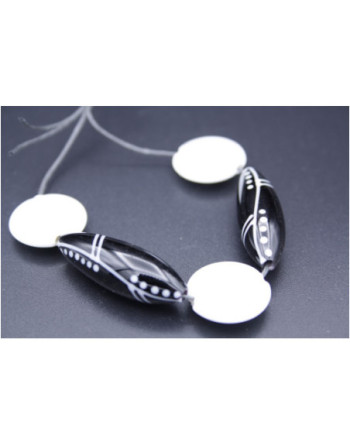 set de perles noir et blanc en verre pour la création de bijoux