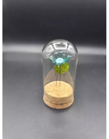 Adopter une fleur en verre soufflé, c'est choisir une décoration durable qui ne se fane jamais.