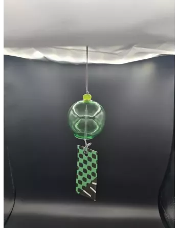 Les cloches à vent artisanales en verre donne harmonie dans la maison ou le jardin.