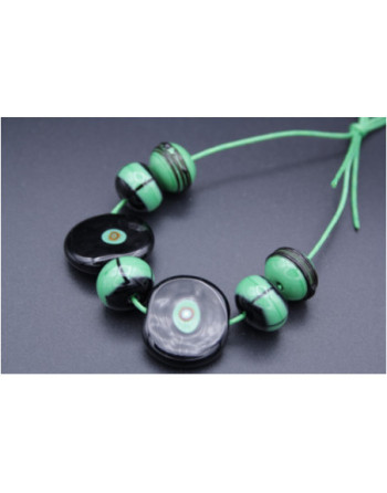 Set de perles noir et vert en verre de Murano pour la création de bijoux